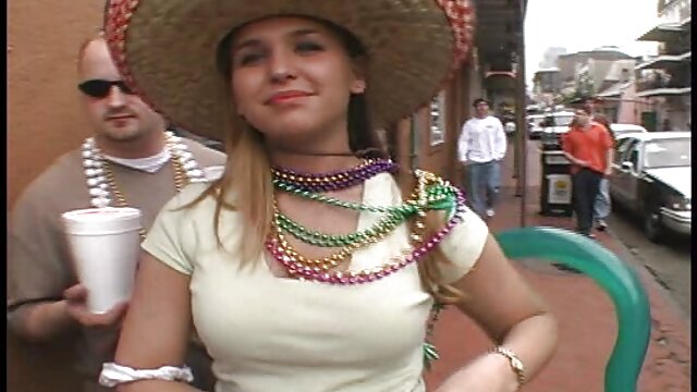 乳首グラマーでポルノ映画彼女の最初 女性 向け エッチ 動画